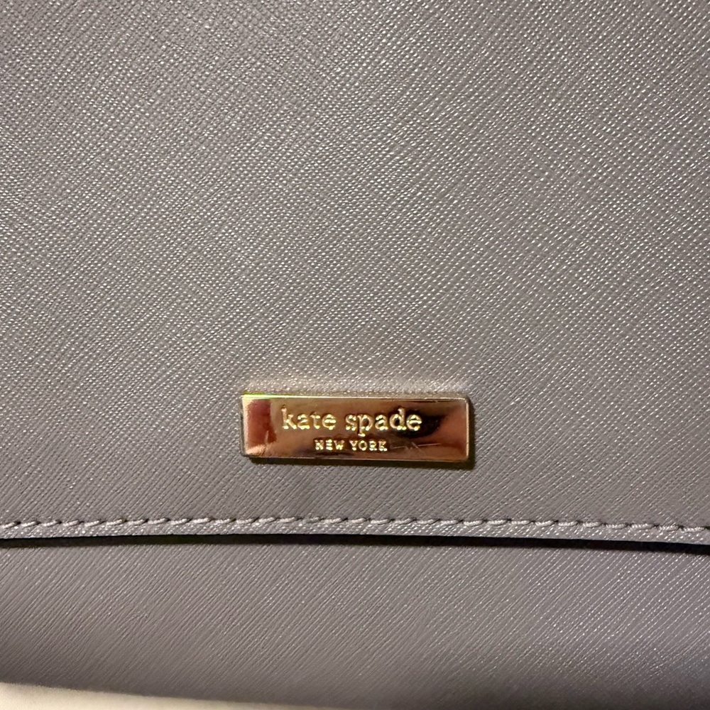 Kate Spade Light Gray Crossbody Bag - Picture 3 of 16